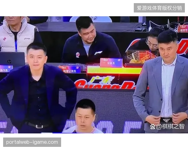 杜锋接受带队重返总决赛的军令状，杨鸣因身体及合同原因选择留守辽宁